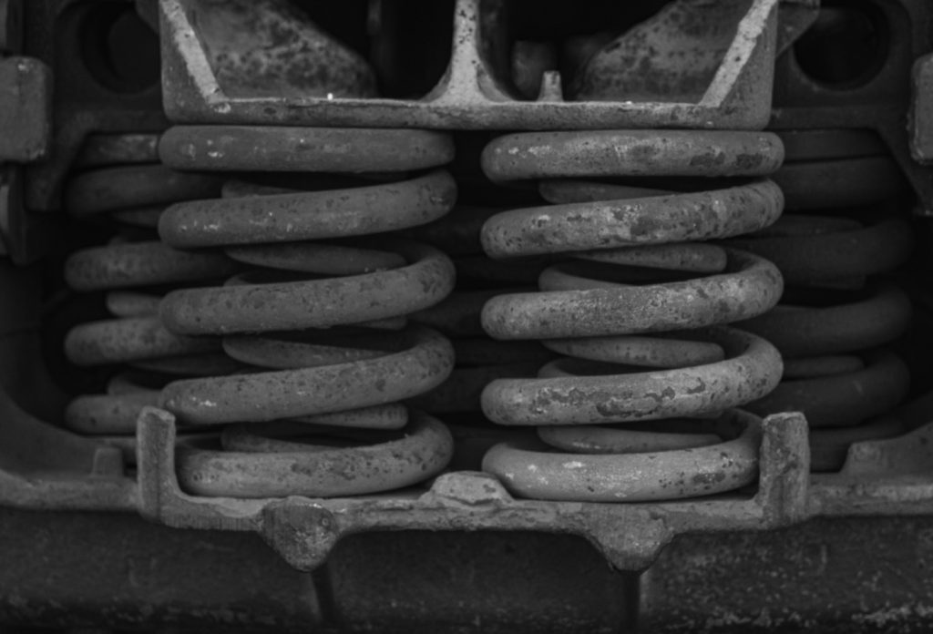 Choosing the Right Custom Springs for Your Machinery